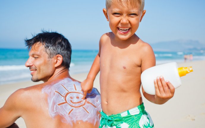 Natural Cosmetics With Sun Filter